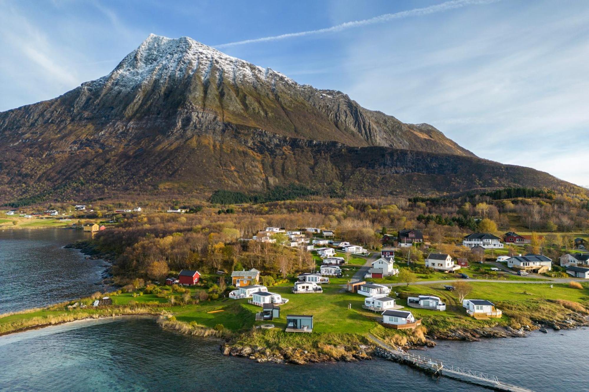 Cool Cabins Sandhornoy Lekanger Εξωτερικό φωτογραφία